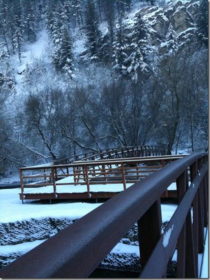 2nd_dam_bridge_snow